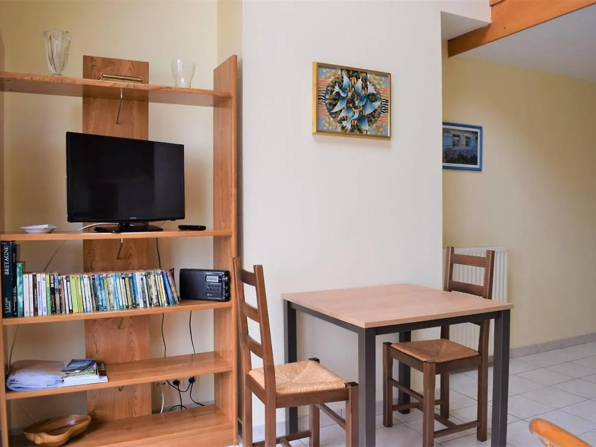 Appartement Terrasse Bord De Mer A Tregastel Avec Parking - Fr-1-368-19