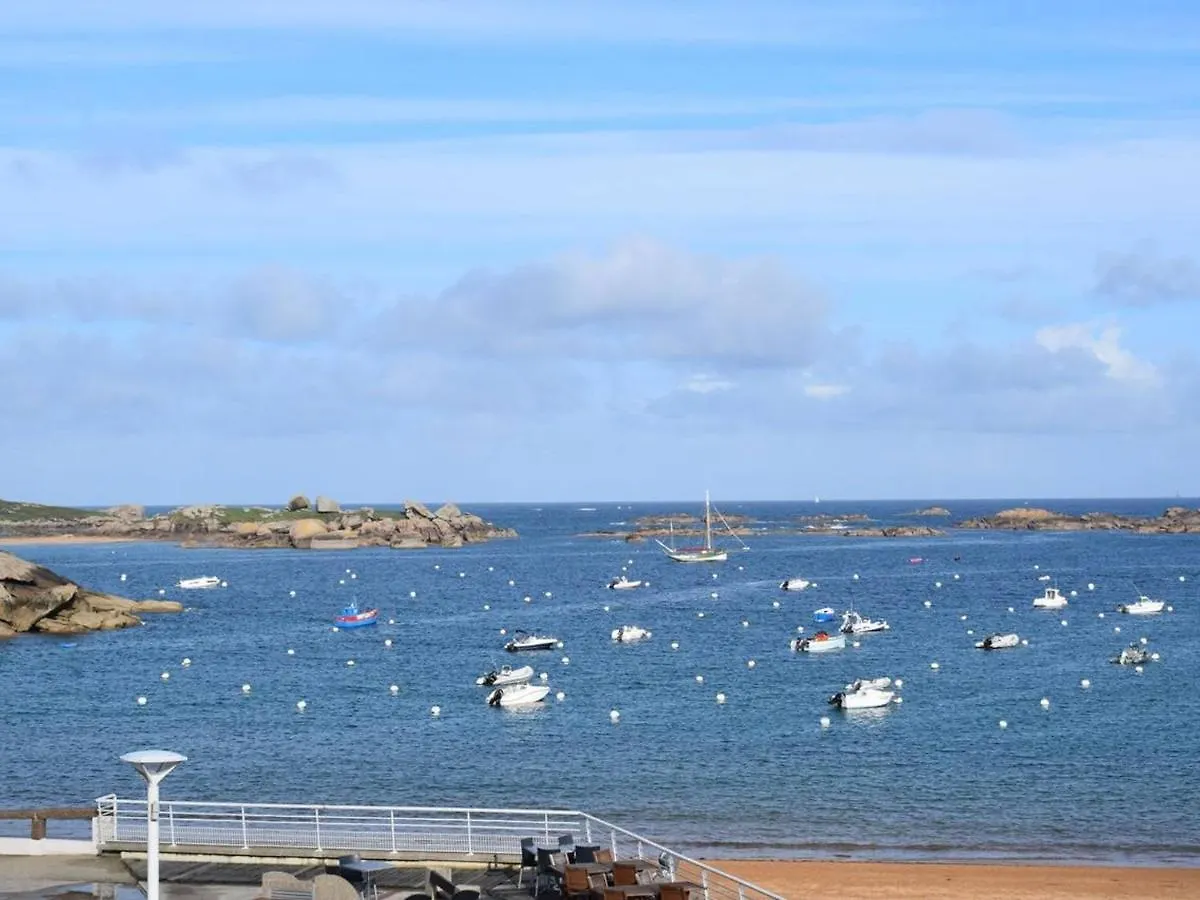 Apartment Appartement Terrasse Bord De Mer A Tregastel Avec Parking - Fr-1-368-19 France